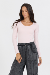 Vintage Havana | Soft Pink Seamless Long Sleeve Tee