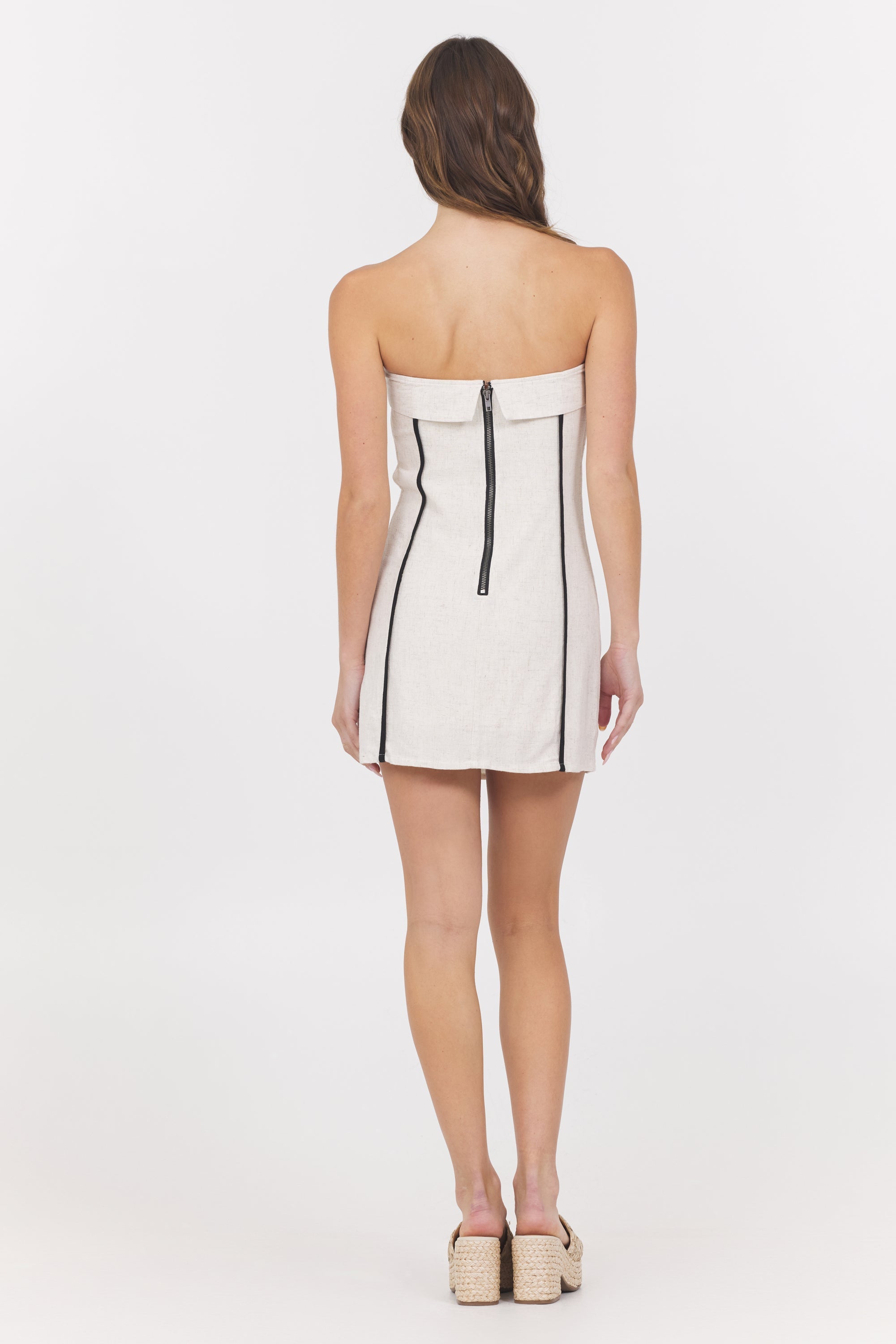 Vintage Havana | Linen Blend Mini Dress w/ Piping