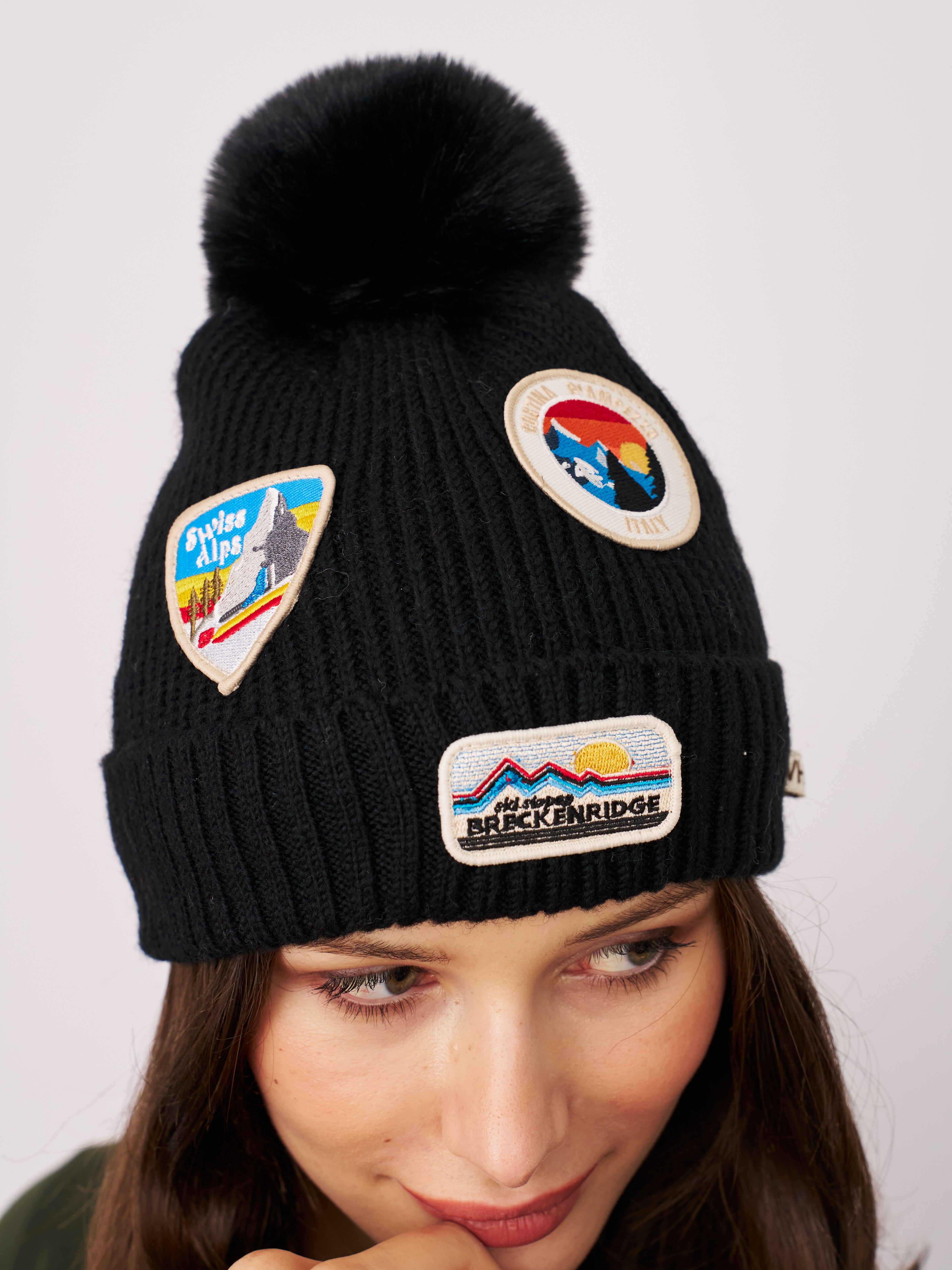 Vintage Havana | RIBBED POMPOM BEANIE WITH SWISS ALP PATCH - BLACK