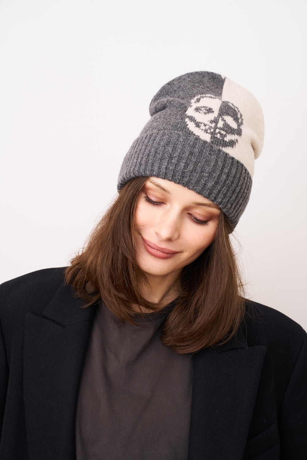 Vintage Havana | SKULL PATTERN BEANIE