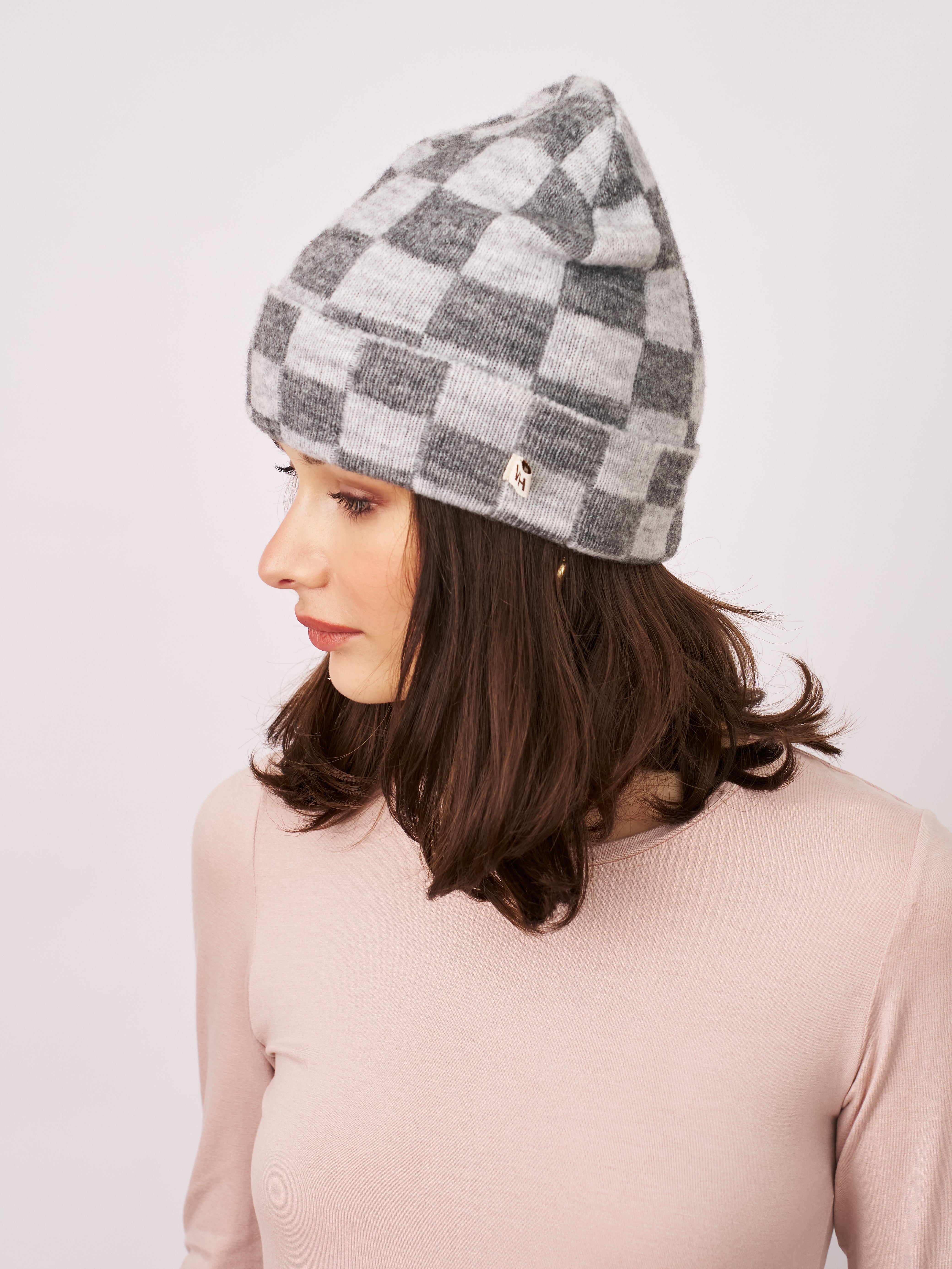 Vintage Havana | CHECK PATTERN BEANIE - GREY
