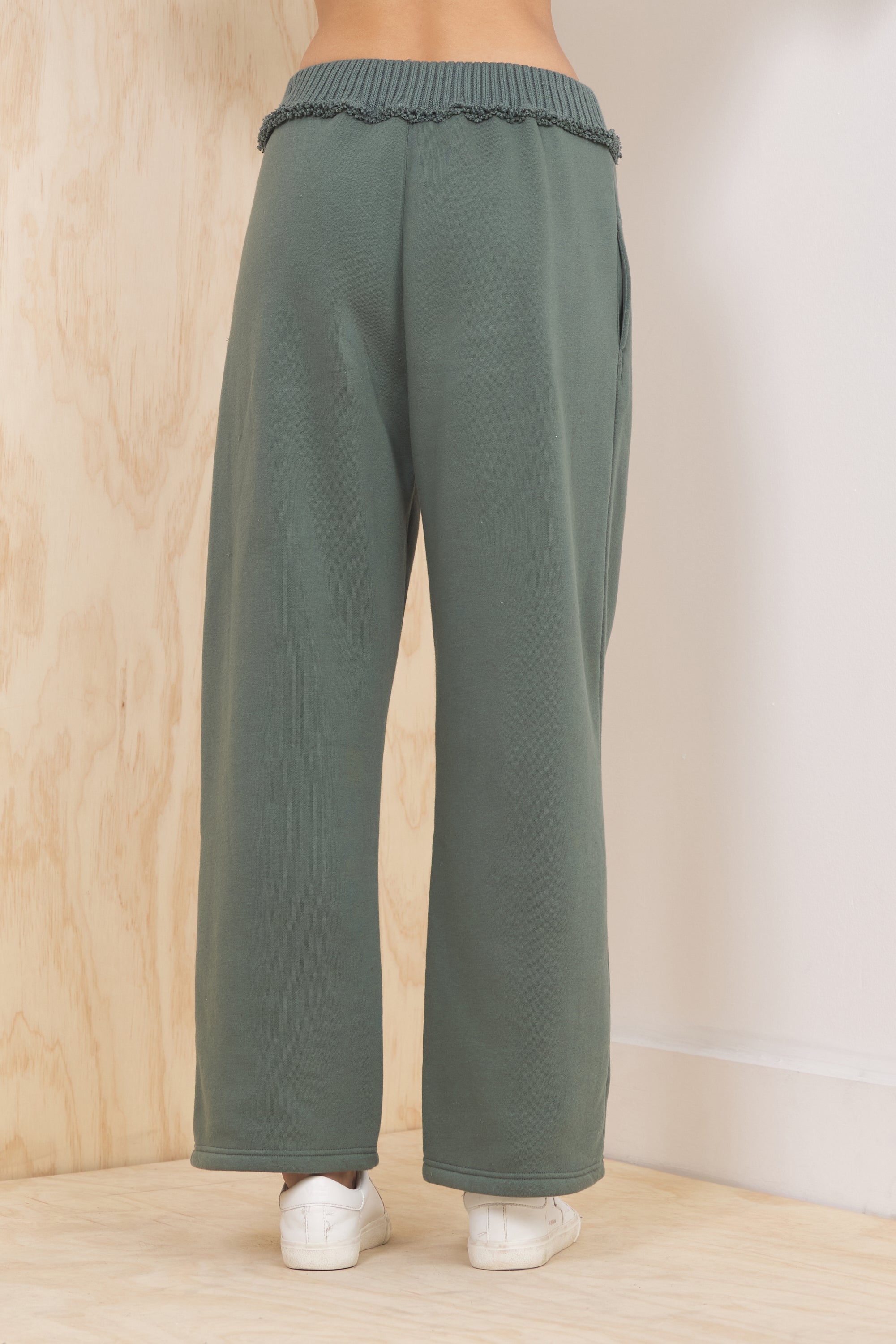 Vintage Havana | Fleece Pant with Rib Waistband - Olive