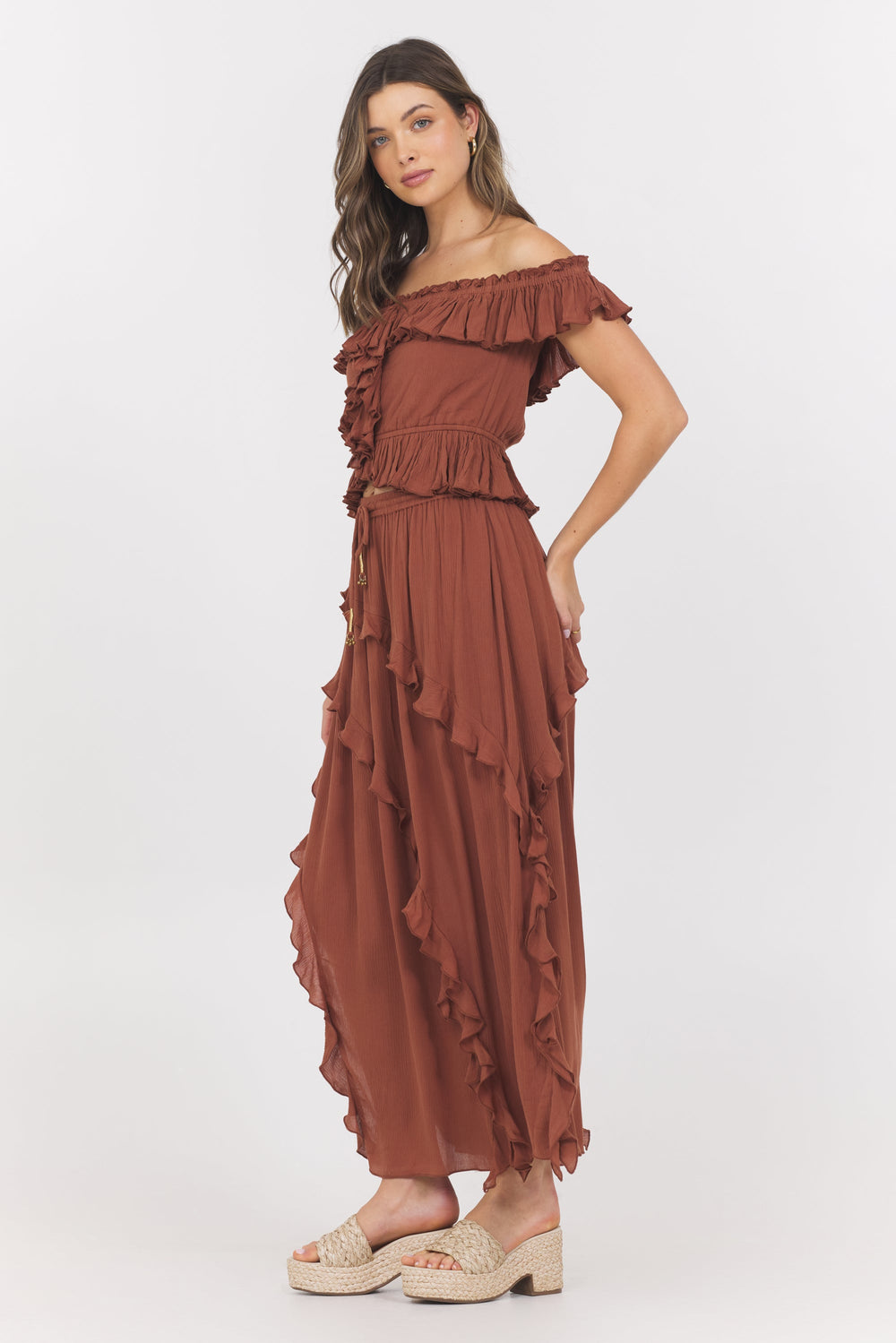 Vintage Havana | Sedona Sand Ruffle Off Shoulder Top