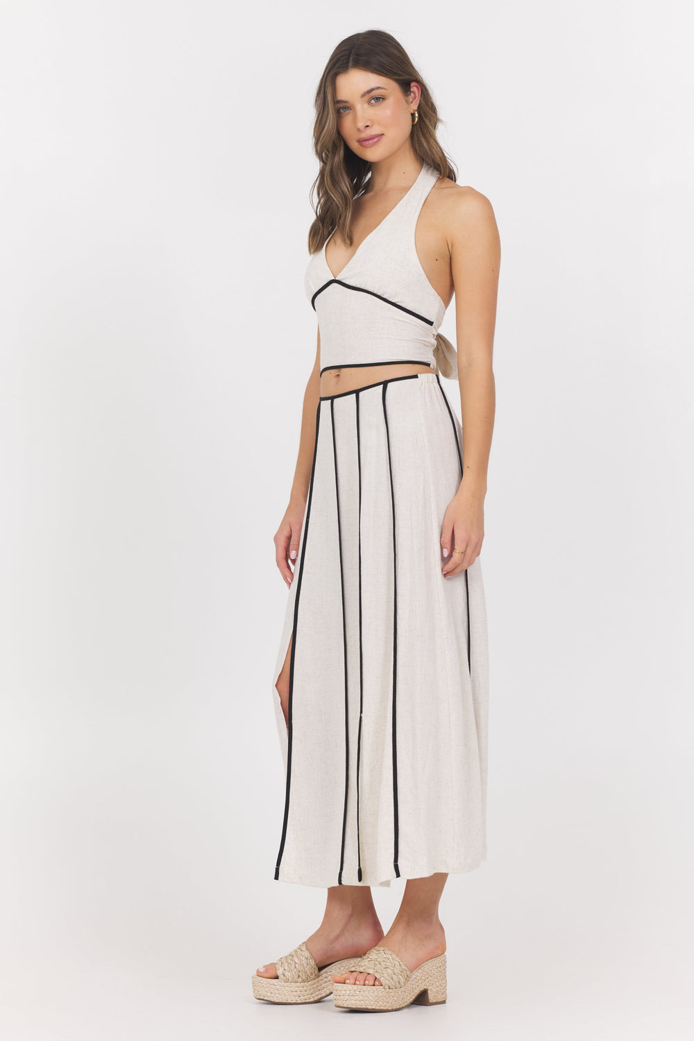 Vintage Havana | Linen Blend Halter Top w/ Piping