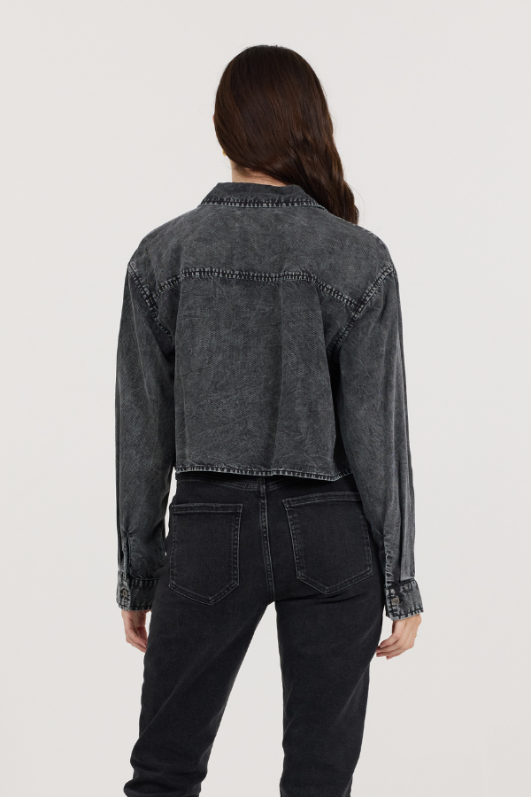 Vintage Havana | Washed Black Cropped Pocket Detail Shirt