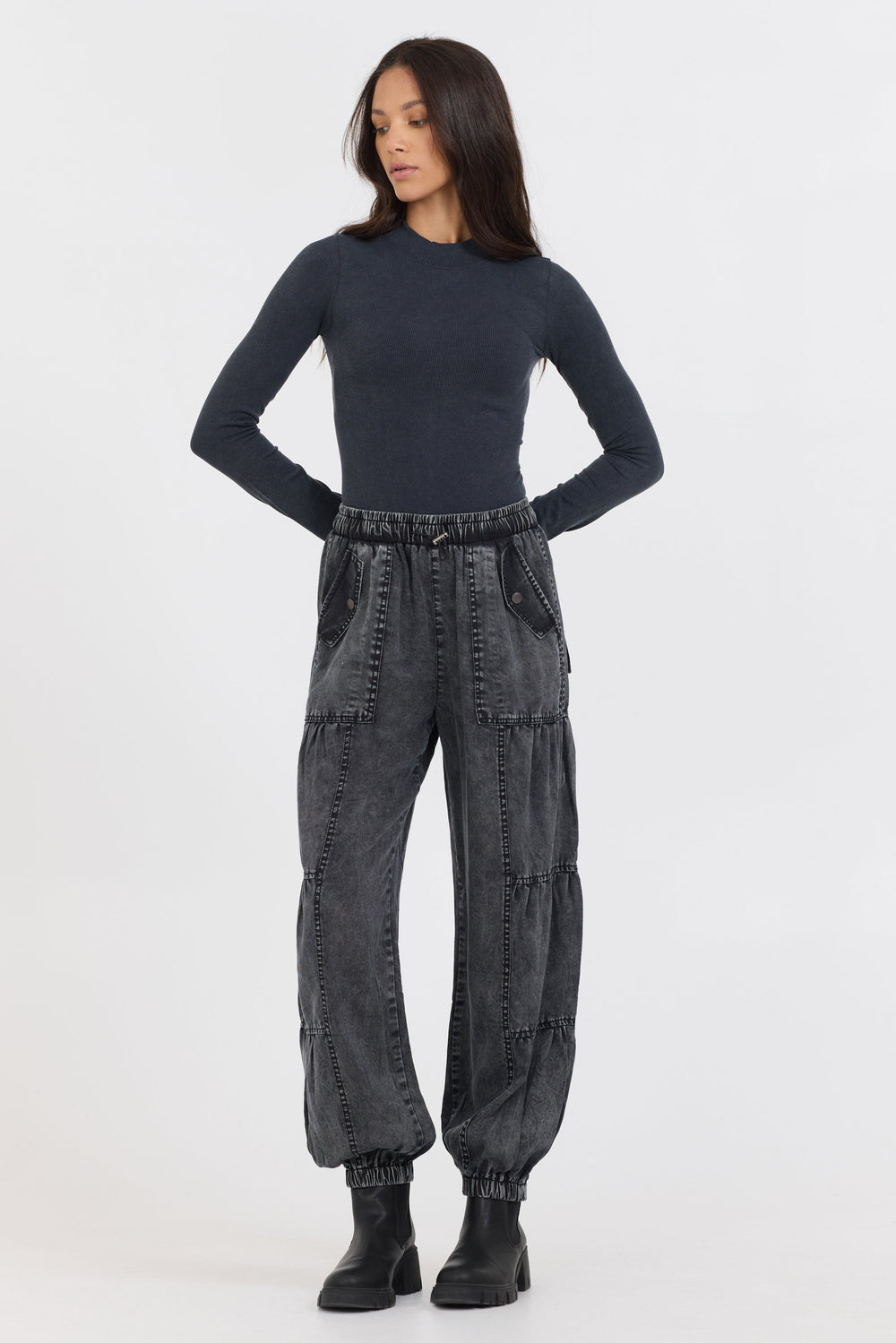 Vintage Havana | Washed Mountain Seamless Mock Neck Top