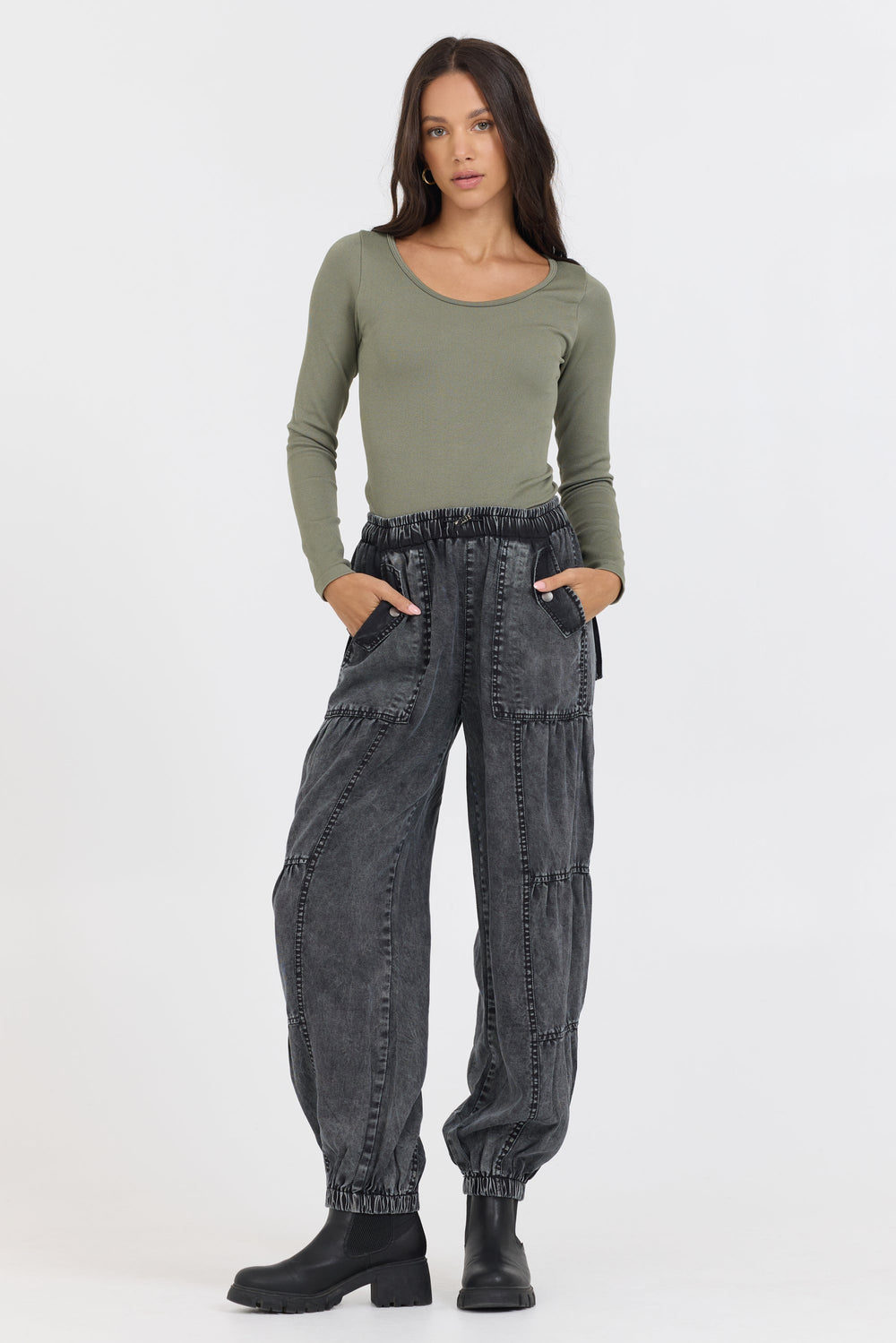 Vintage Havana | Olive Seamless Long Sleeve Tee