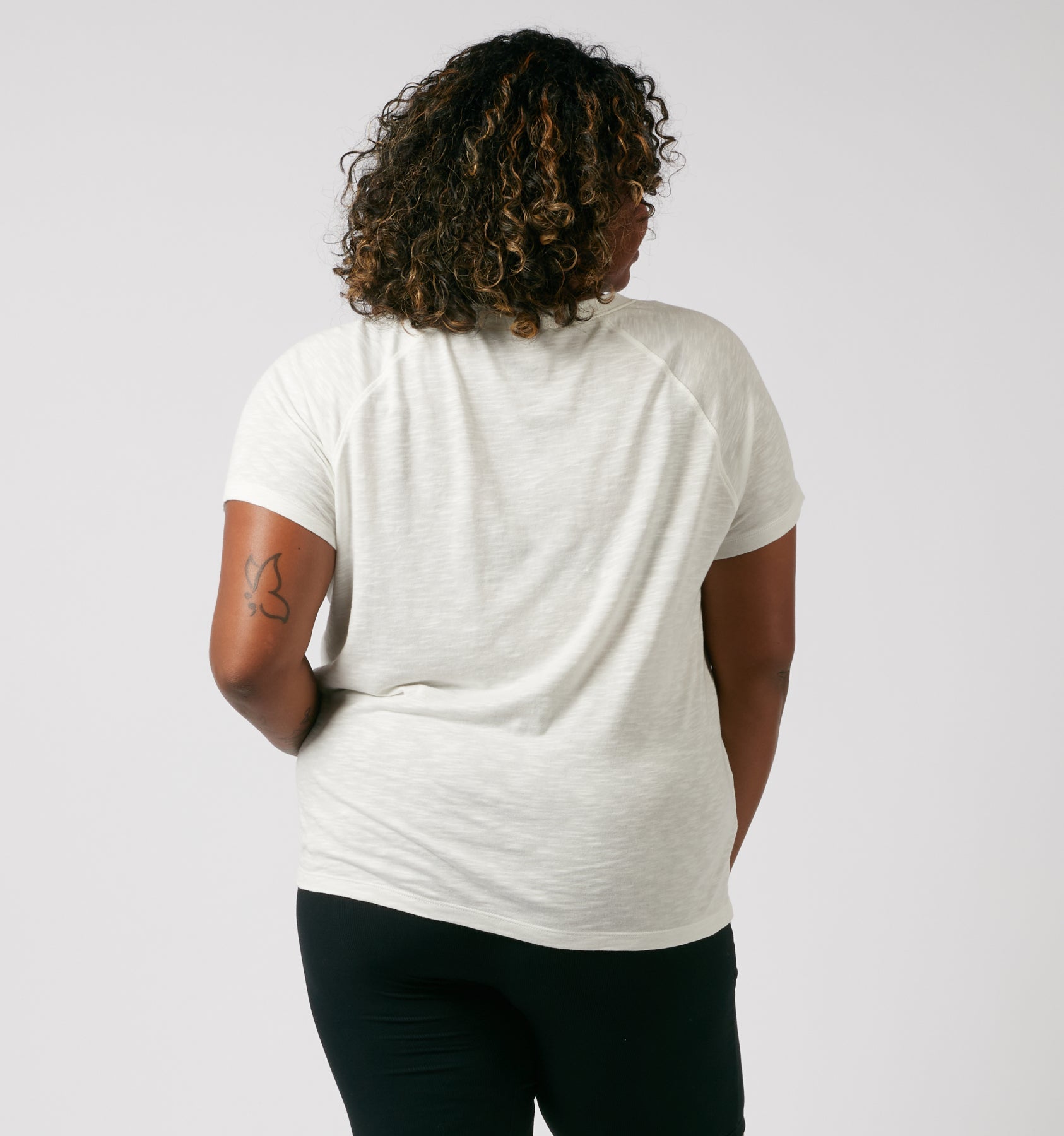 TomboyX Short Sleeve Jersey Slub V Neck Tee - Natural