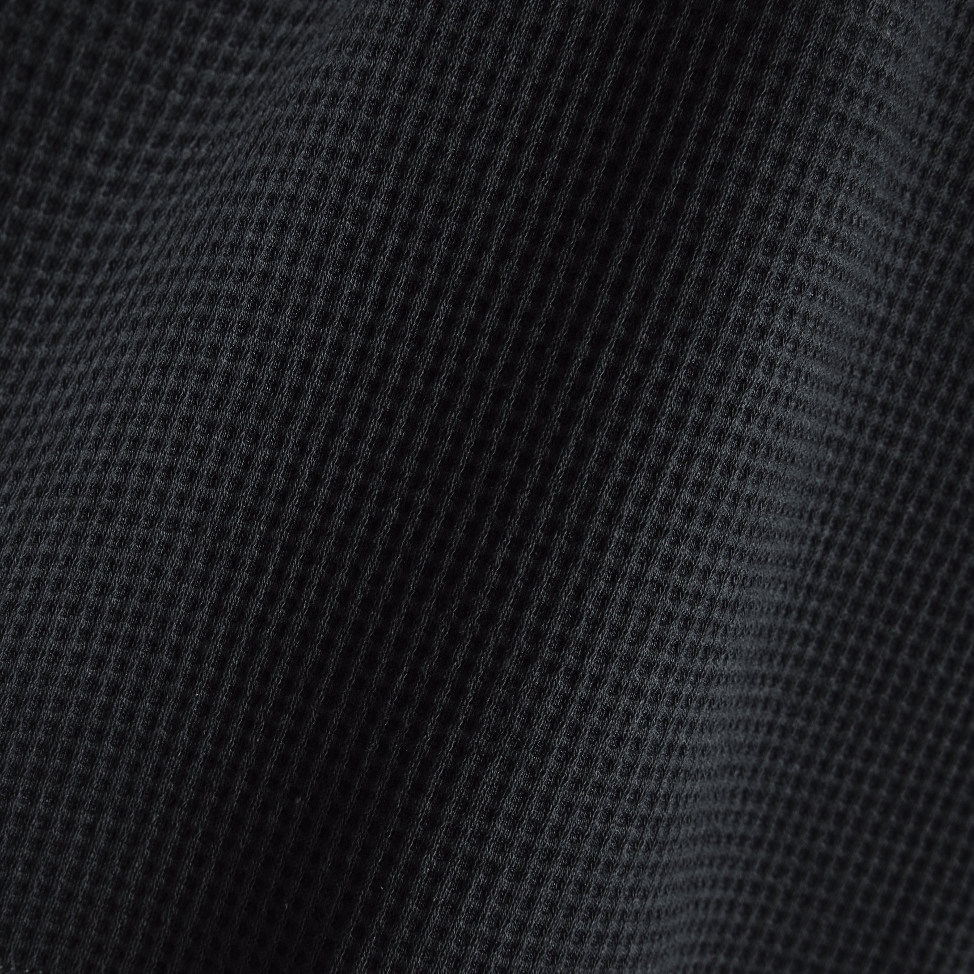 TomboyX Modal Cloud Waffle Long Sleeve Cargo Crew - Black Beauty